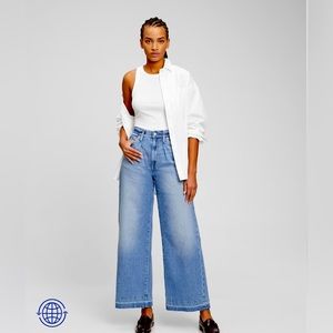https://www.gap.com/browse/product.do?pid=760313